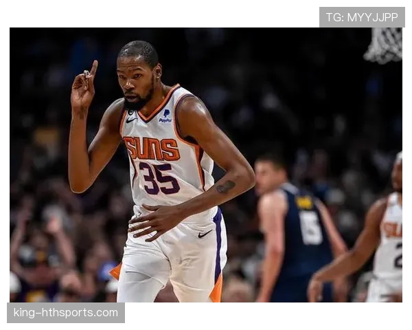 凯文·杜兰特把私人飞机当城际公交坐？看了他的机票价格差点把手机摔了